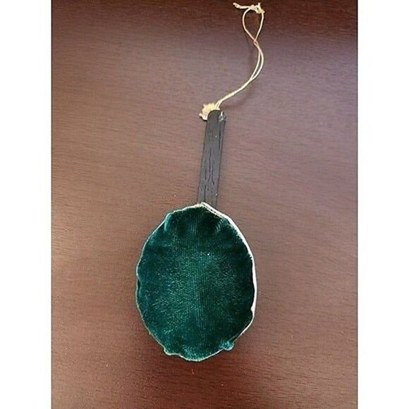 Vintage Victorian Themed Christmas Ornaments - Picture 9 of 9